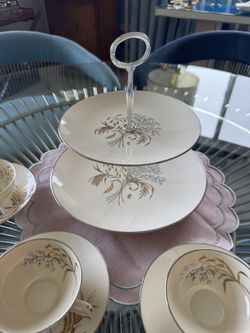Rare Vintage Franciscan Winter Bouquet