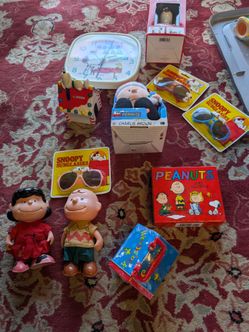 Snoopy peanut items