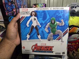Marvel Legends Captain Marvel Vs Doctor Doom 2pk