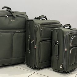 Delsey 3 Piece Luggage Set