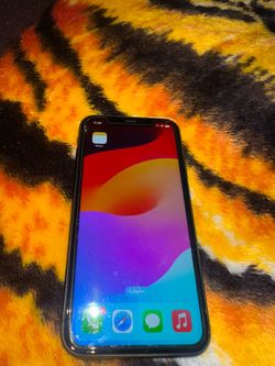 iPhone 11  64GB unlocked
