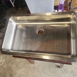 Stainless Steel Sub Mount Kitchen Sink Elkay