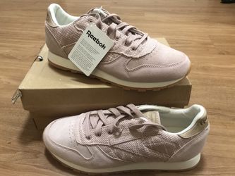 pink reebok NEW!