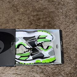 Nike size 6.5 men new