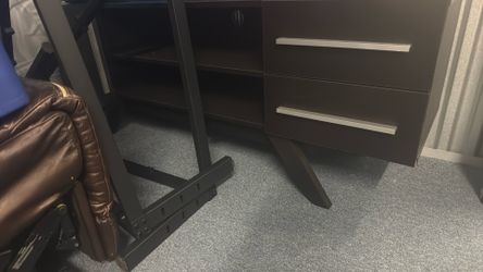 Tv stand