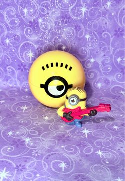 Minion Dave with Guitar