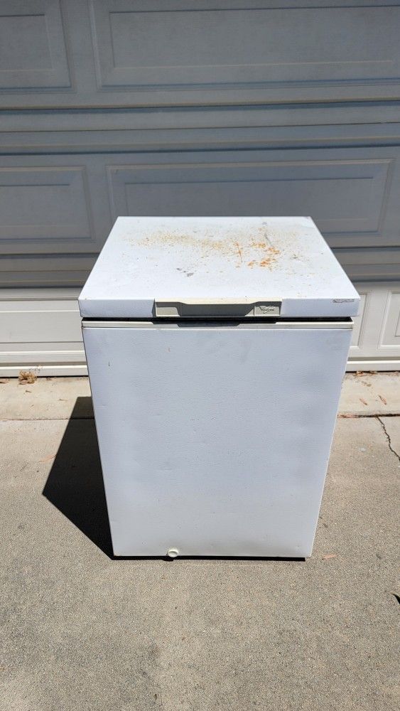 Whirlpool Chest Freezer