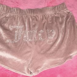 Women’s Juicy Comfy Shorts Size XL