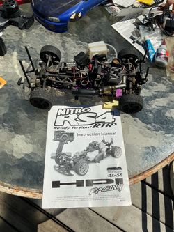 Vintage HPI Nitro RS4 RTR Mega Lot - 3 Bodies (NEW Skyline body) RC Car