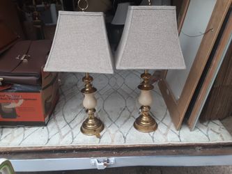 VERY UNIQUE LOOKING VINTAGE LAMPS