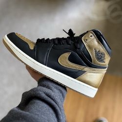 Air Jordan 1 high OG size 11 Men’s