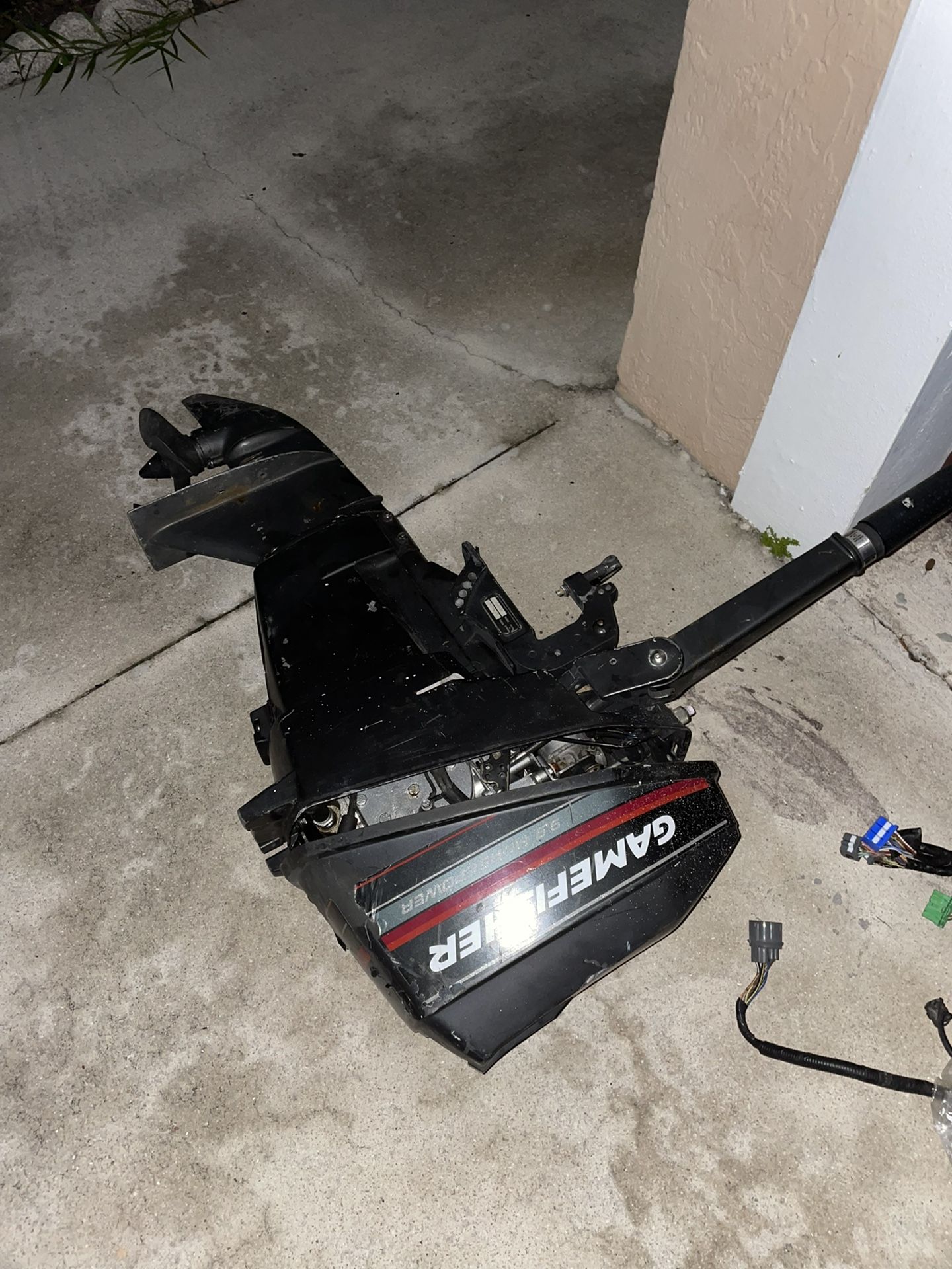 Gamefisher 9.9hp Jon Boat Motor Tiller Handle for Sale in Pompano Beach