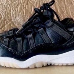 KIDS JORDAN 11 RETRO LOW