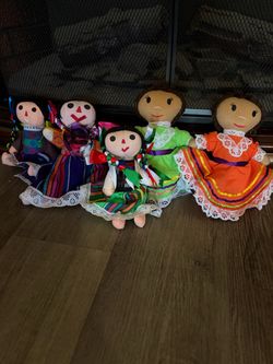 Artesanal mexican Dolls bundle