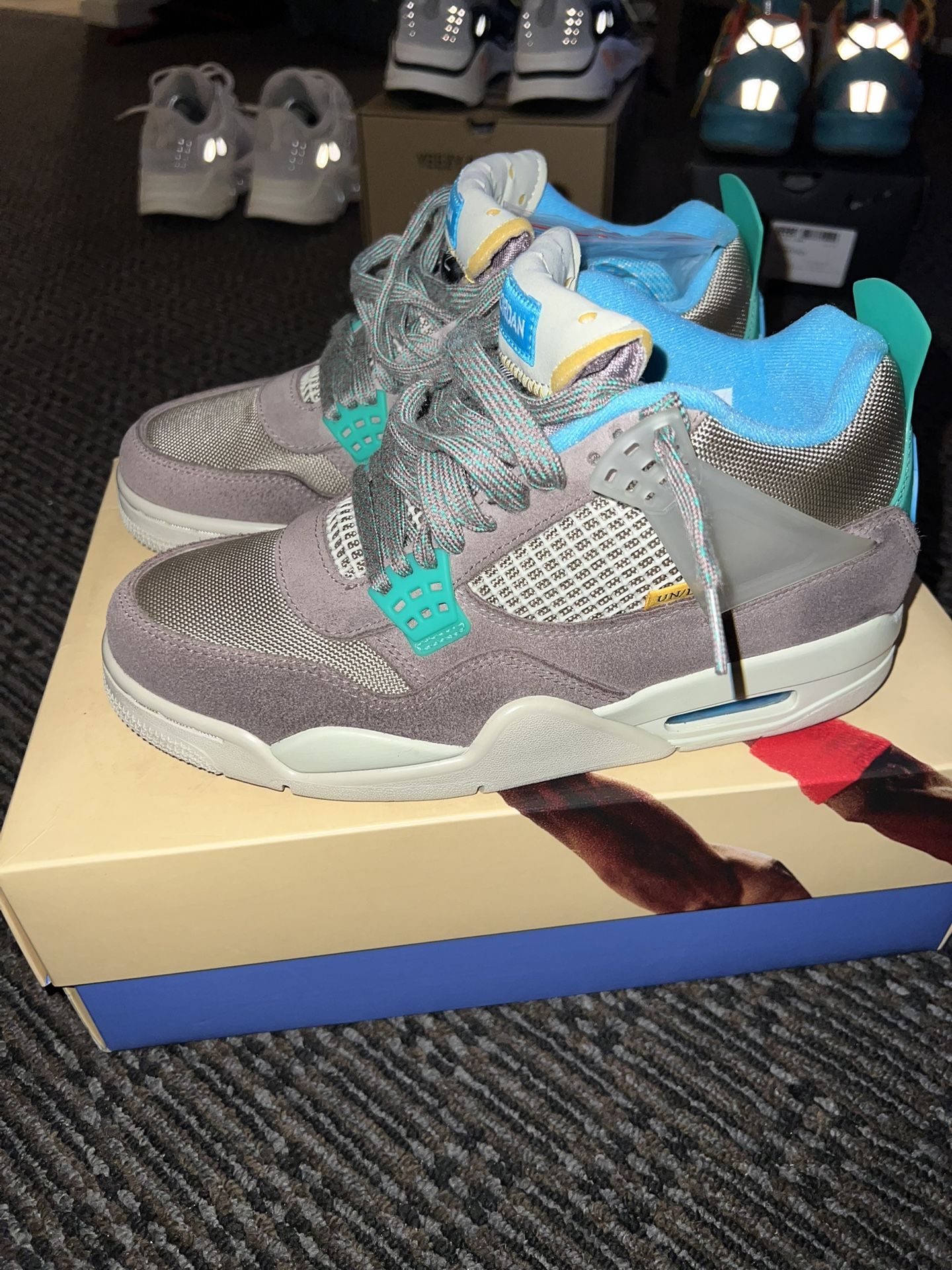 Air Jordan 4 Retro Union Taupe Haze Shoes US 8 Men's