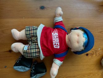 Beanie Babies and clothes like BRAND new