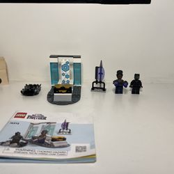 76212 LEGO Black Panther Shuri's Lab