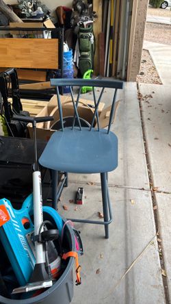 4 Bar Stools (Blue)