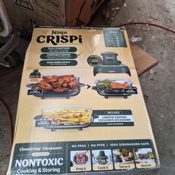 NINJA
Crispi 4 Qt. Portable Glass Air Fryer STORE PRICE $220