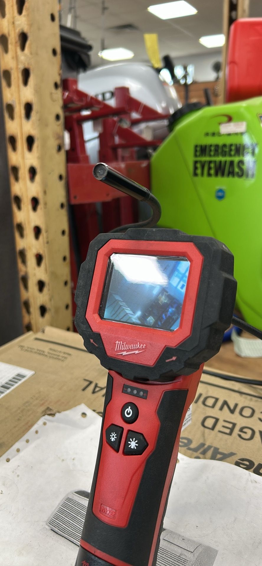 Milwaukee M-Spector 360