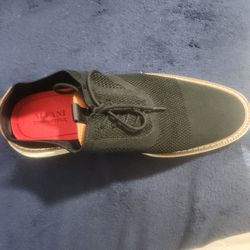 Man's shoes