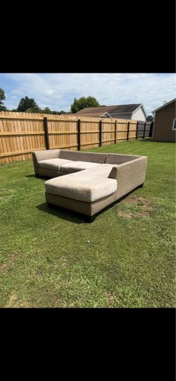 Comfortable & Modern Beige L-Shaped Sectional Sofa