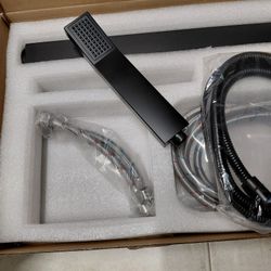 Aklfgn Freestanding Floor Mount Bathtub Filler Faucet With Handsprayer In Matte Black 