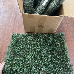 16x24 Grass Wall (10 pieces total) 