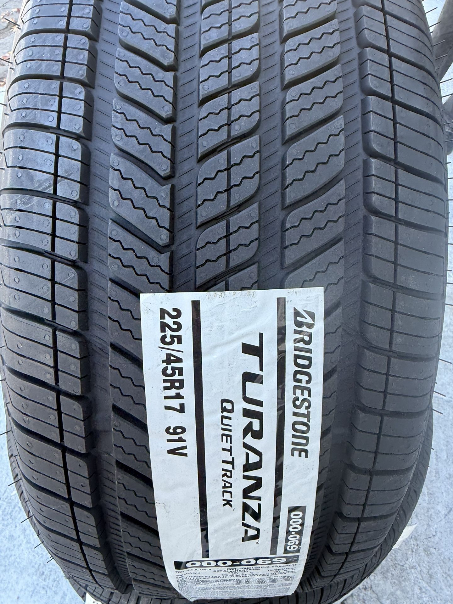 225/45R17 4 new tires Bridgestone Turanza