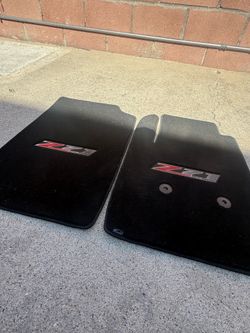 Lloyd velortex front carpet Chevy Colorado z71
