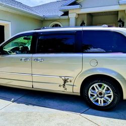 2008 Chrysler Town & Country