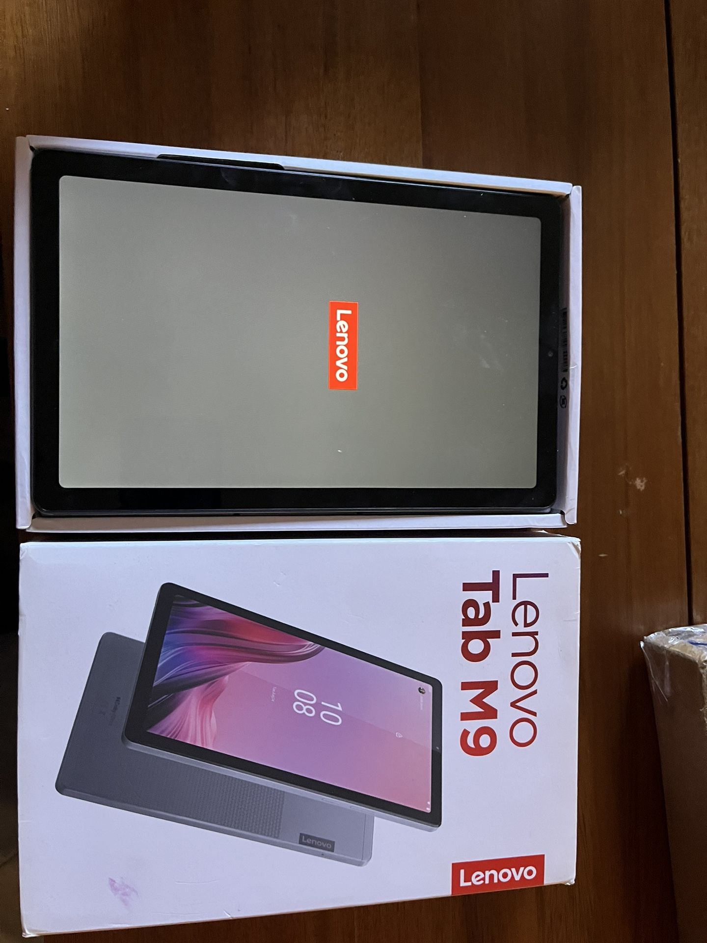 Lenovo Tablet M9