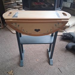 Small Amish Painted Table
