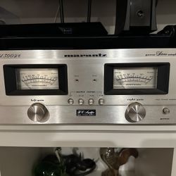 VINTAGE MARANTZ 300DC STEREO POWER AMPLIFIER