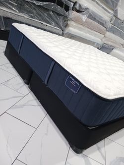 King Sizes Mattress Set