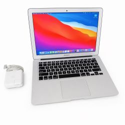 MacBook Air 13.3in i5 Laptop 4gb Ram 256GB SSD W/Lifetime Office