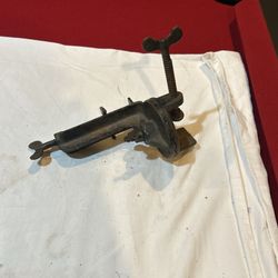 Workbench Mounted Vice.