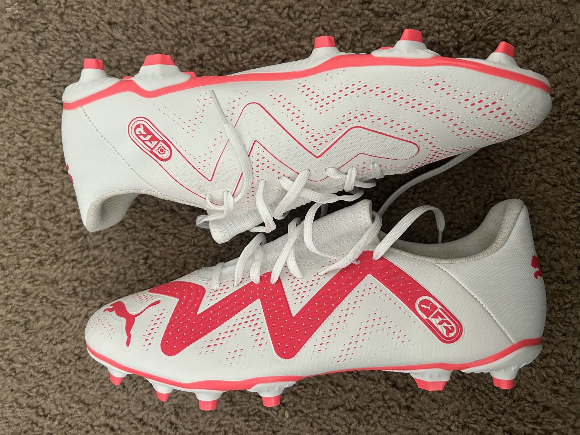 Men Puma Cleats