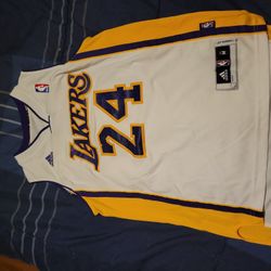 Kobe Bryant Jersey