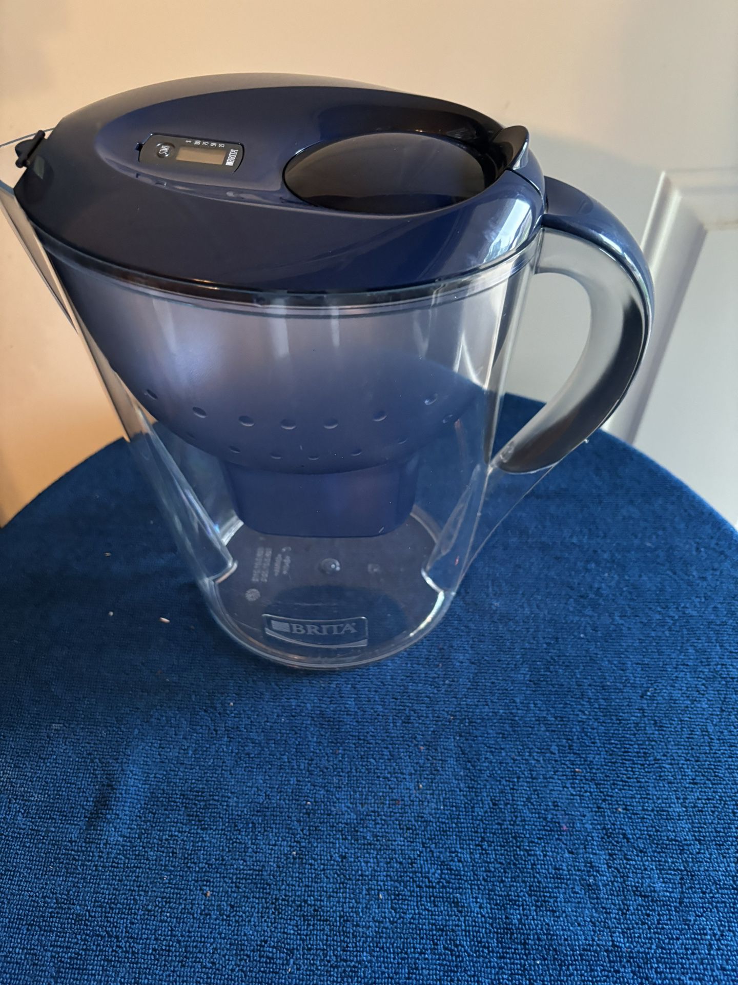 Brita 10 c Water filtration Pitcher Without filter 