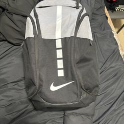 Nike Elite Bag
