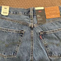 Levi’s 578 Baggy Medium Wash Men’s Jeans size 29x30  Brand New With Tags And Retail Value Of $98 Selling For $60 OBO!!!