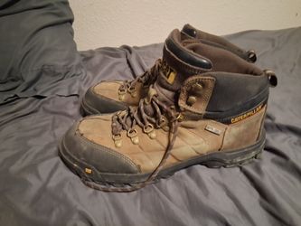 Size 13 Catapilliar boots steel toe