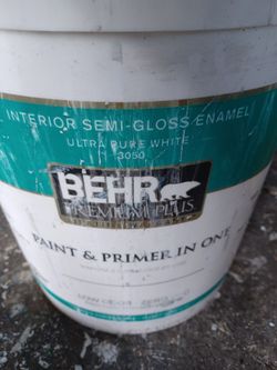 5 gallons Interior Semigloss Dark Gray Paint