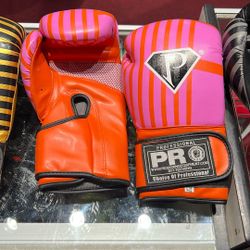 PRO BOXING GLOVES