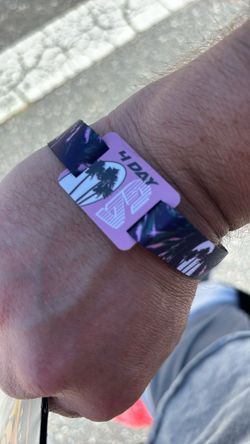 Welcome to Rockville weekend, Passes