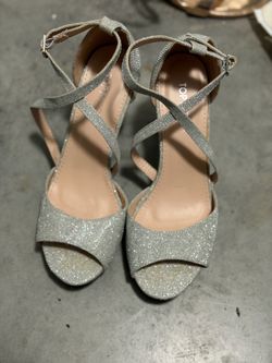 Shoes size 6 1/2