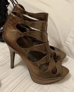 Carlos Santana heels size 8.5