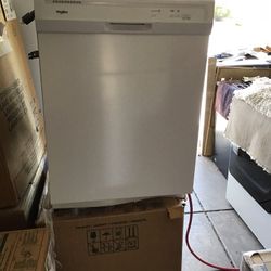 Whirlpool Dishwasher 