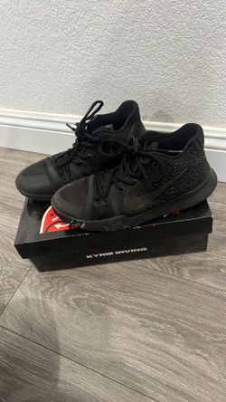 Kyrie 3 Size 7